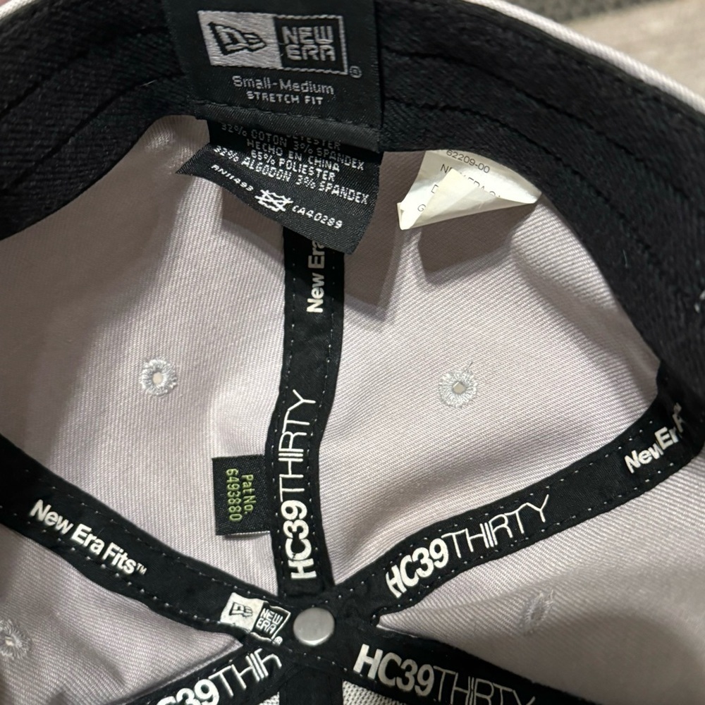 Hurley Logo New Era Hat - Picture 3 of 7